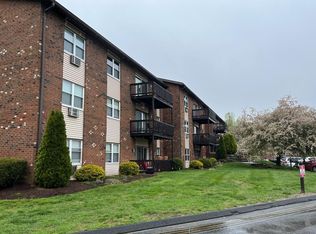 37 Balance Rock Rd APT 8, Seymour, CT 06483