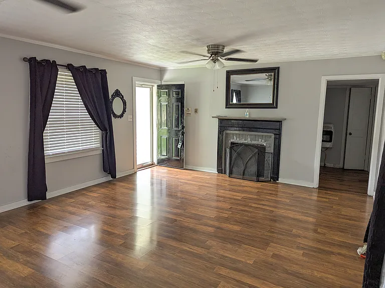 1008 Ridgeway St — Photo 10