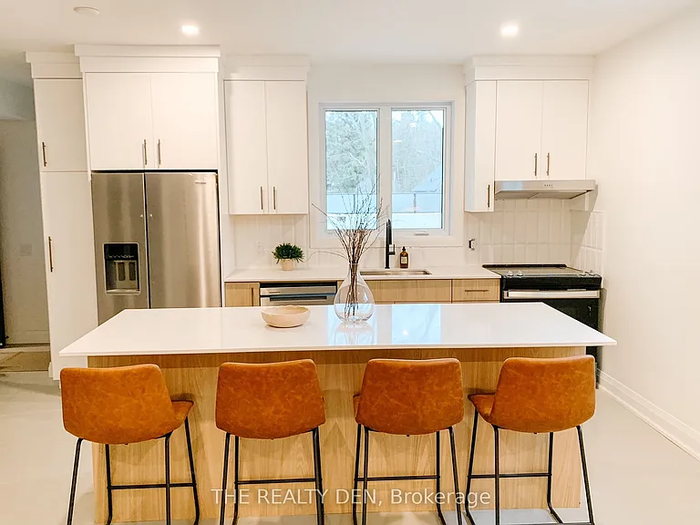 150 Alma St #101 — Photo 3