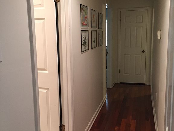 4th image of 8723 Riverchase Dr