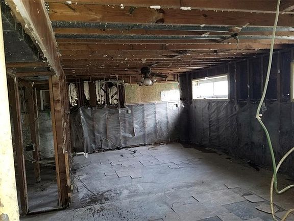 3rd image of 3776 Celtic Dr