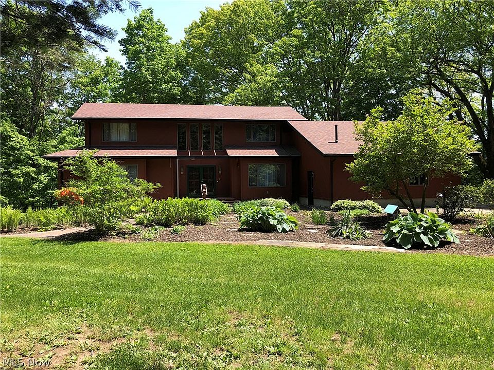 1st image of 434 S Amboy Rd