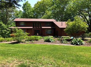 434 S Amboy Rd, Conneaut, OH 44030