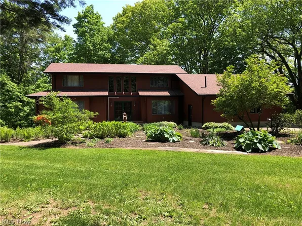 434 S Amboy Rd, Conneaut, OH 44030