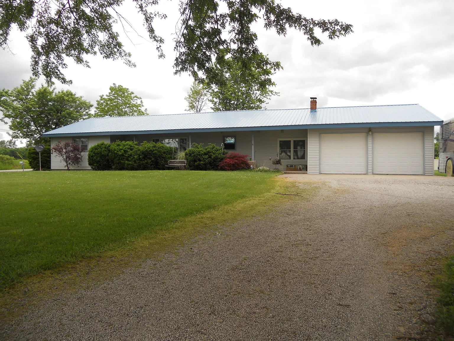 835 S Hill Rd photo 1