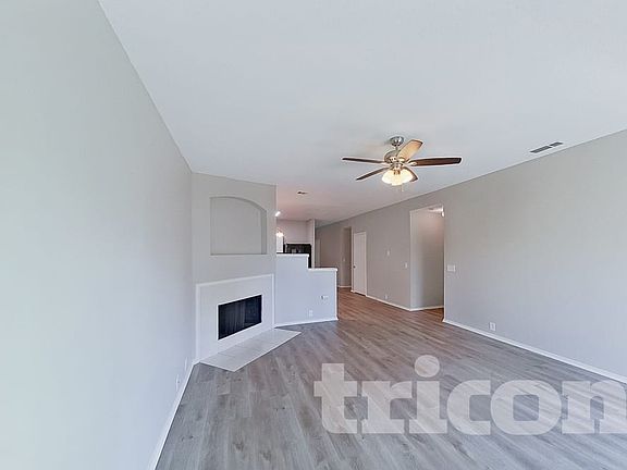 5th image of 232 Tulane Dr