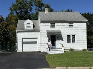 812 Annabelle St, Vestal, NY 13850