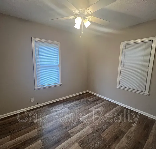 2769 McGuffey Rd — Photo 11