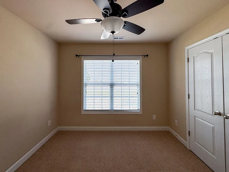 1424 Saint Johns Loop — Photo 20