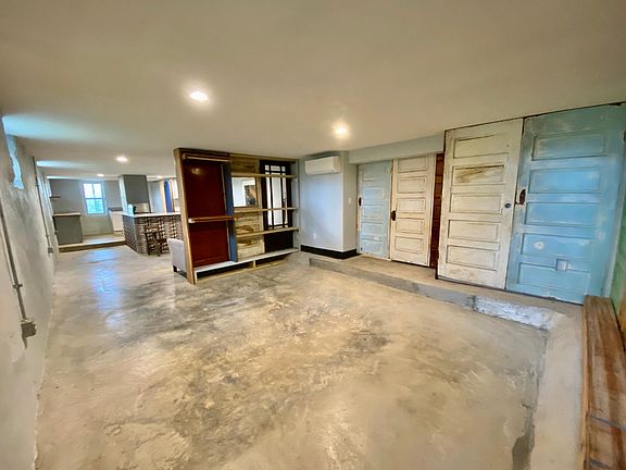 2nd image of 2112 Tracy Ave #Gl