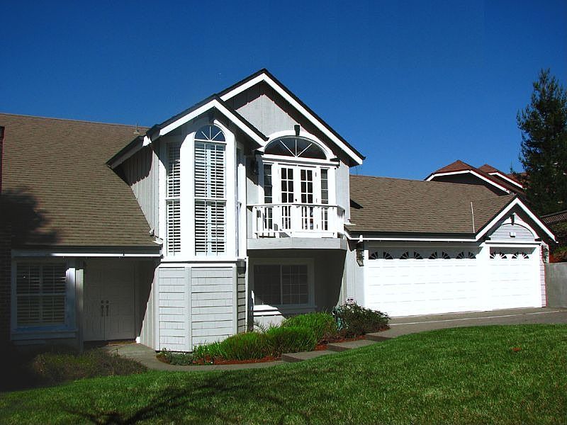 1st image of 1 Turnberry Ct