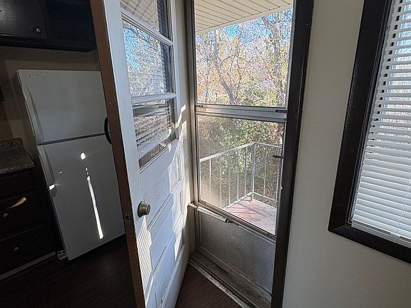 5th image of 2401 Rocklyn Dr #19