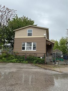 5900 Lawn Ave, Cleveland, OH, 44102