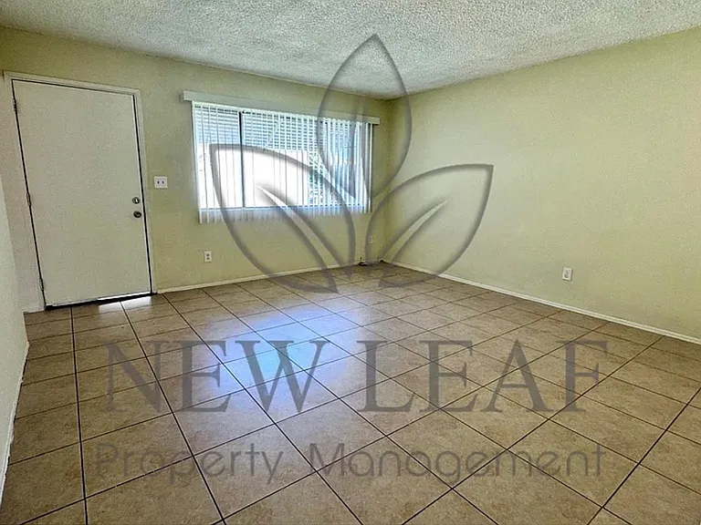 10954 Pipeline Ave — Photo 8