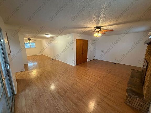 4th image of 1604 Sheffield Dr
