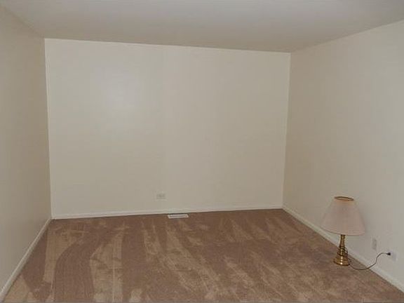 3rd image of 3104 Roberts Dr APT 7