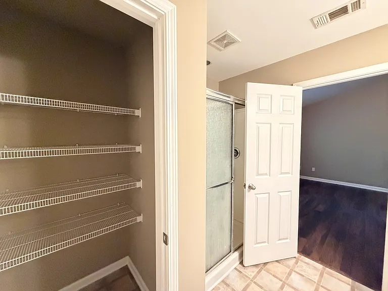 3329 Fernview Dr — Photo 16
