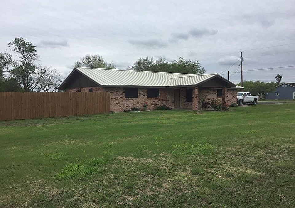 2nd image of 24883 Altas Palmas Rd