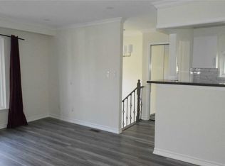 3519 Oakglade Cres, Mississauga, ON L5C1X4