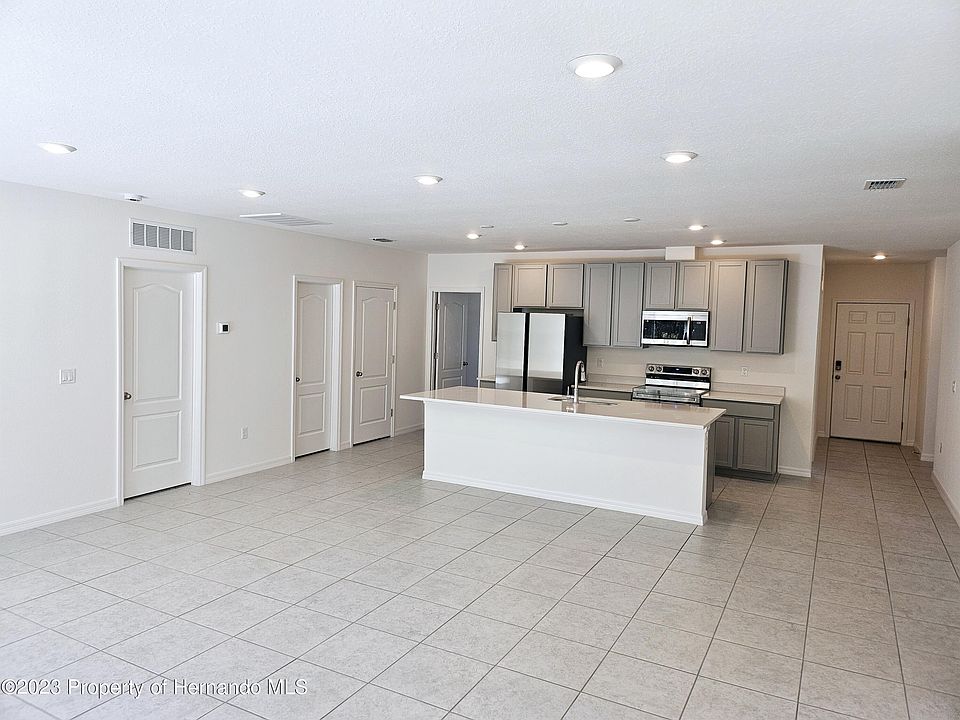 2nd image of 15212 Wine Dr
