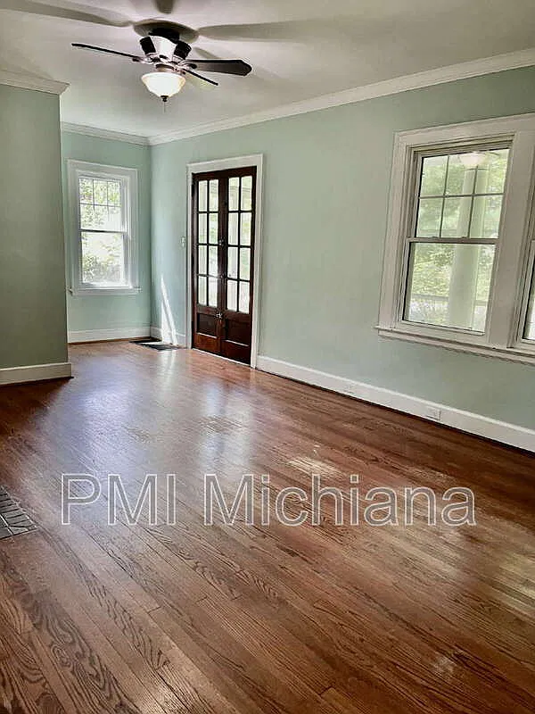 4 bed, 2.5 bath, 1845 sqft, $2,200 — Photo 3