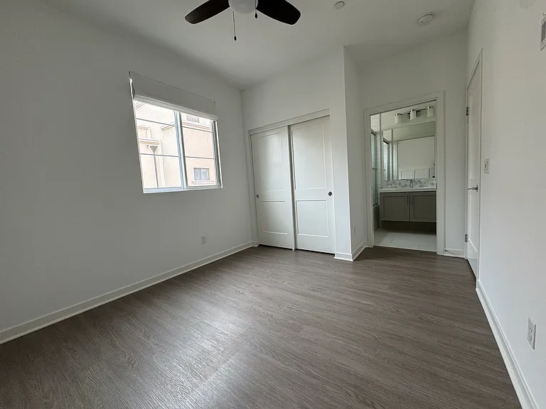 751 Talbot Ln — Photo 9