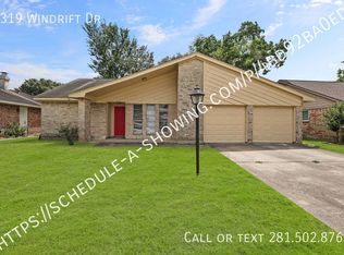 4319 Windrift Dr, Houston, TX 77066