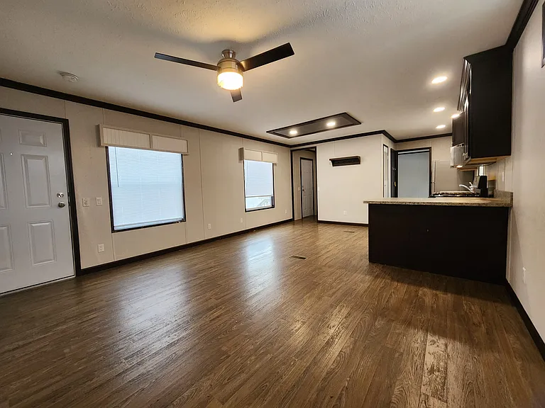 Brookside Manor — Photo 15