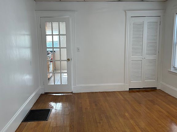 5th image of 51 Flynt St #51