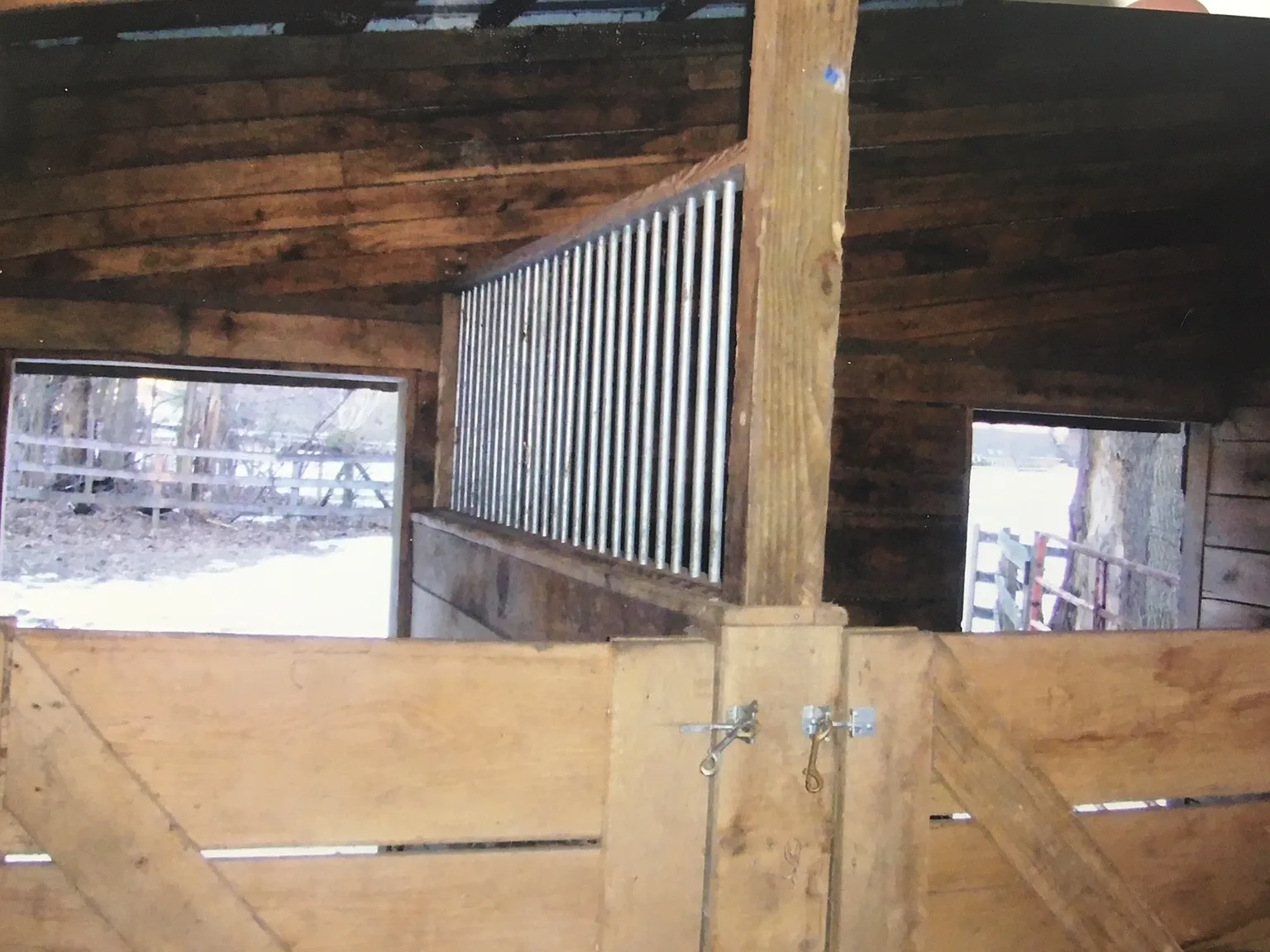 Studio, 100 sqft, $2,500 — Photo 3