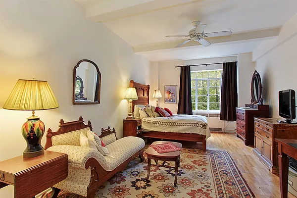 Sold by Corcoran | media 12