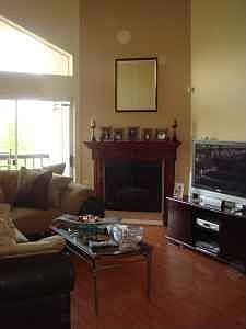 1st image of 5530 Owensmouth Ave APT 303