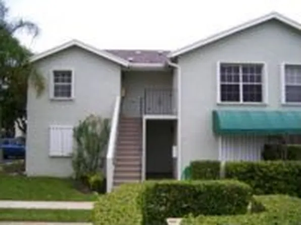 707 Waterside Dr, Hypoluxo, FL 33462