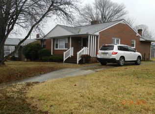 328 Hanson Ave, Fredericksburg, VA 22401