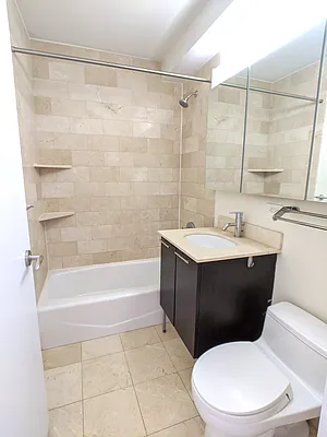 Rented by Mirador Real Estate | media 4