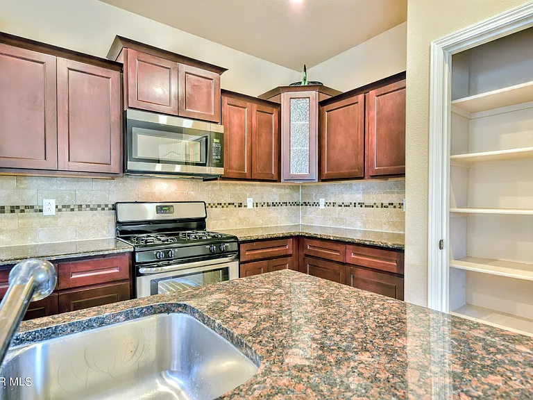13313 Tuggle Rd — Photo 7