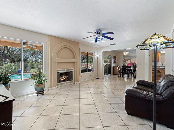 4th image of 1821 W Desert Highlands Dr