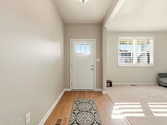 2nd image of 4009 Mosswood Ln