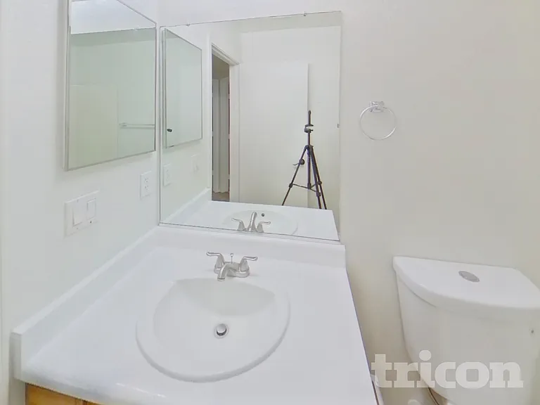 42309 W Desert Fairways Dr — Photo 12