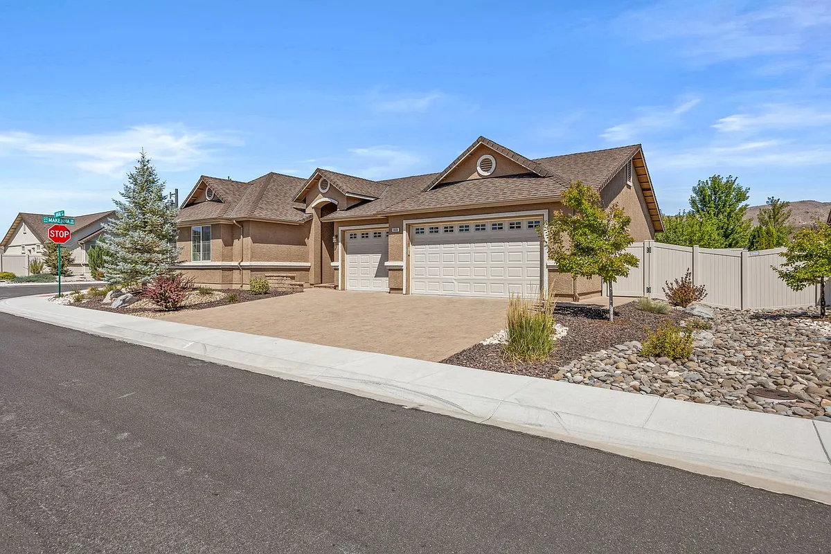 Building Photo - 9600 Abigail Way