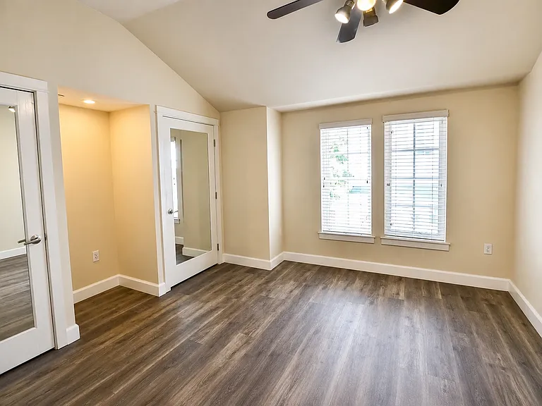 201 Cahill Park Dr — Photo 13