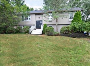 333 Comstock Pkwy, Cranston, RI 02921