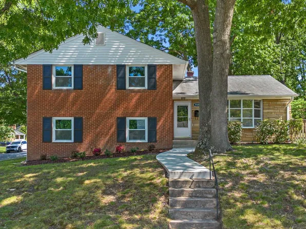 9109 Drake Pl, College Park, MD 20740
