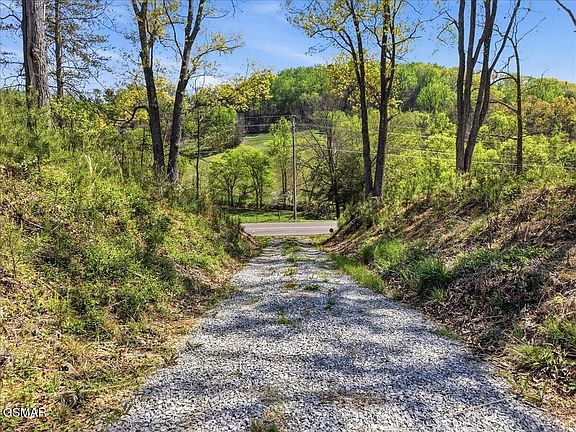 3rd image of 2535 Dark Hollow Rd Lot 102E