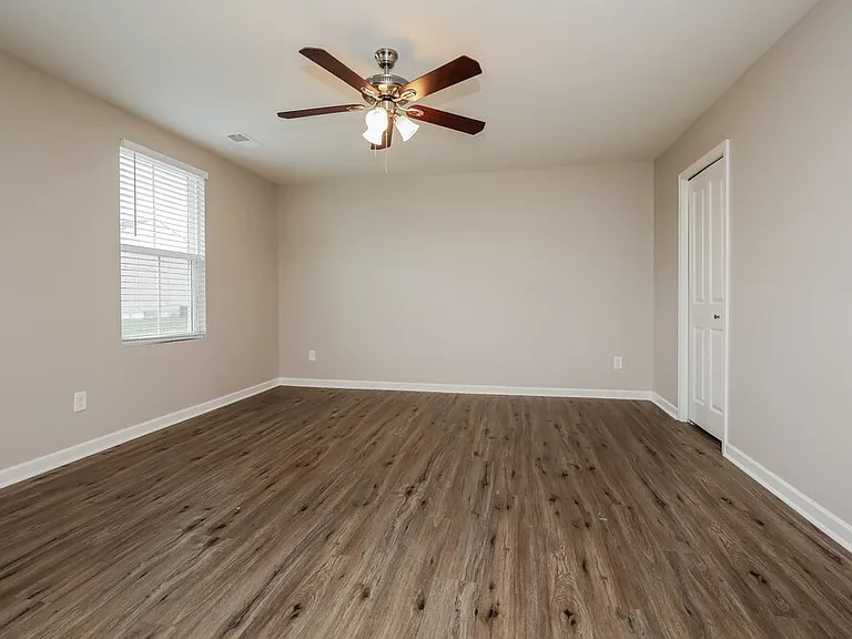 1418 Christina Hayes Ln — Photo 11