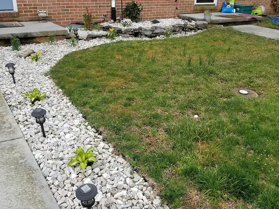 2nd image of 205 Nottoway Dr