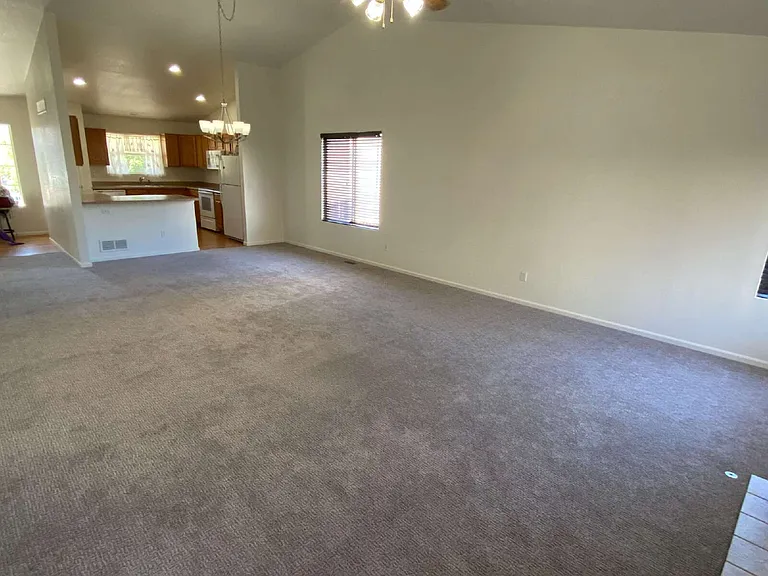19009 E Baker Pl — Photo 3