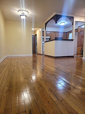 1st image of 1115 E 80th St #1