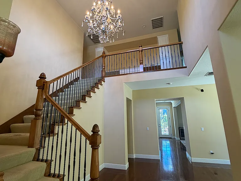 128 Regent Dr — Photo 21