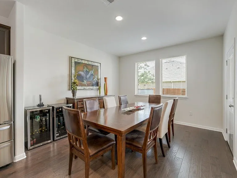 4505 Arques Ave — Photo 8